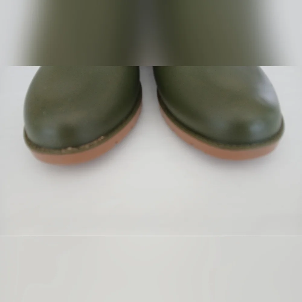 AMOJI Waterproof Slip‑On Rain Booties – Olive Green – Size 28 (Unisex)